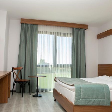 Business Express Hotel Tekirdağ Zewnętrze zdjęcie
